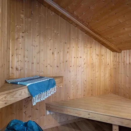 Amazing In With Sauna Feriehus *
