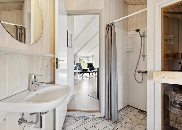 Amazing In With Sauna